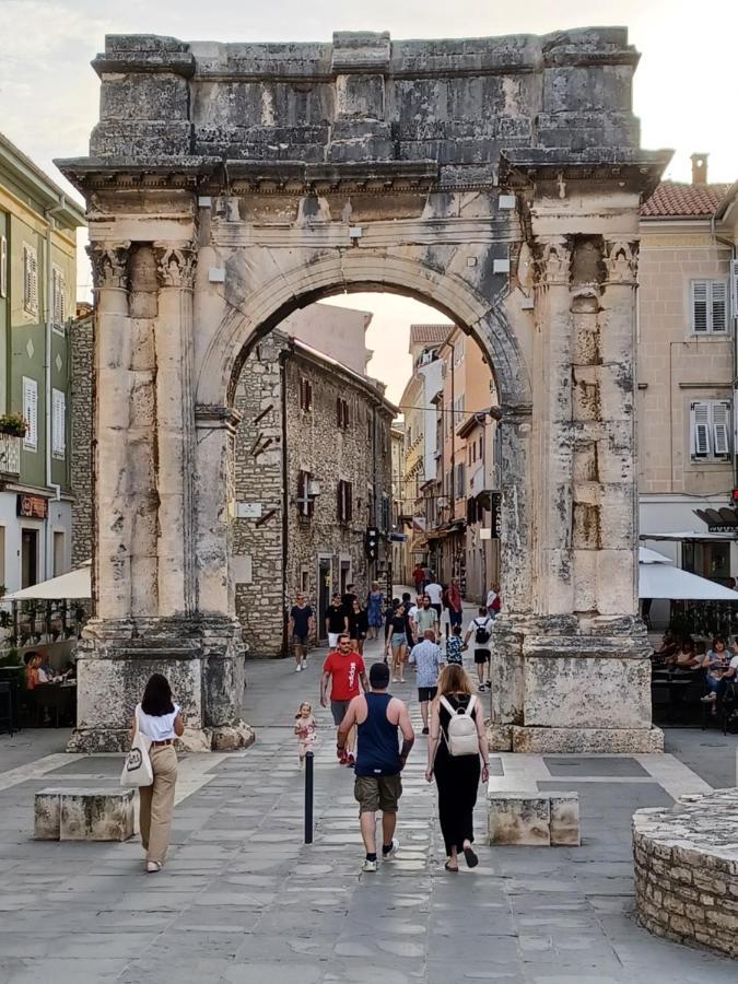 Caligula City Center Apartment Pula Exterior photo