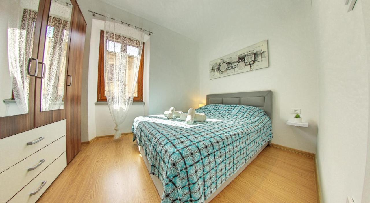Caligula City Center Apartment Pula Exterior photo